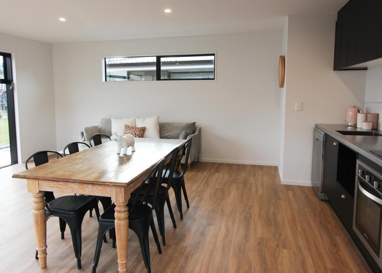 3 - Sunny Brand New House Villa Wanaka Ngoại thất bức ảnh